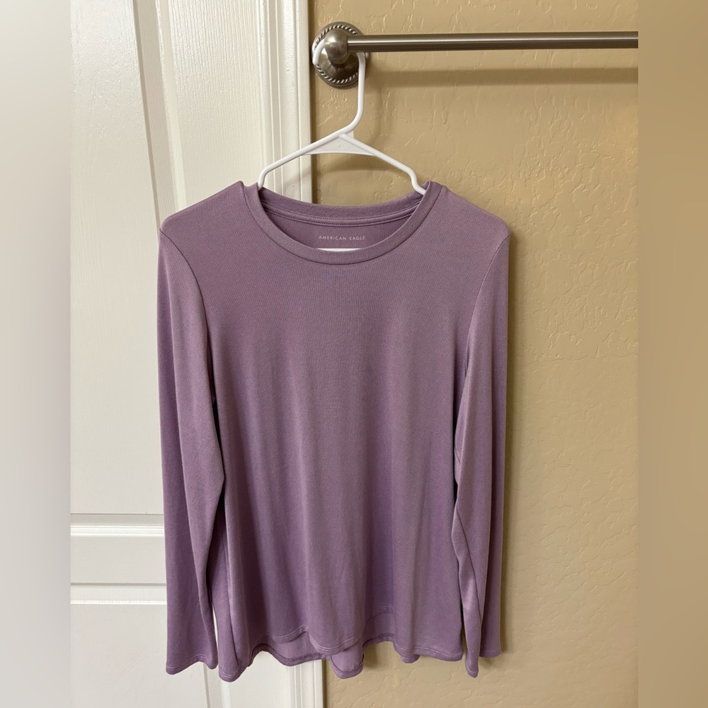 American Eagle long sleeve